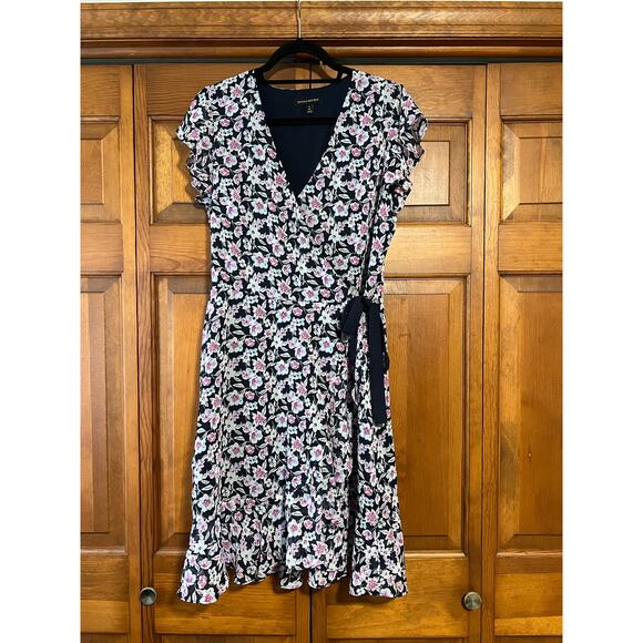 Banana Republic Women's Floral Print Ruffle Wrap Dress Pink/Navy Size 12 TALL - Picture 2 of 13